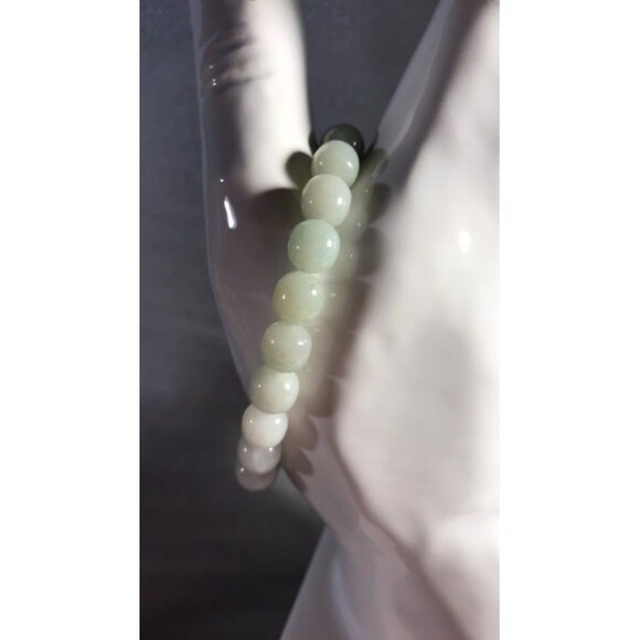 Jewelry - Jadeite Beaded Stretch Bracelet